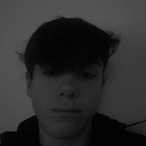 Meet your Posher, Adam